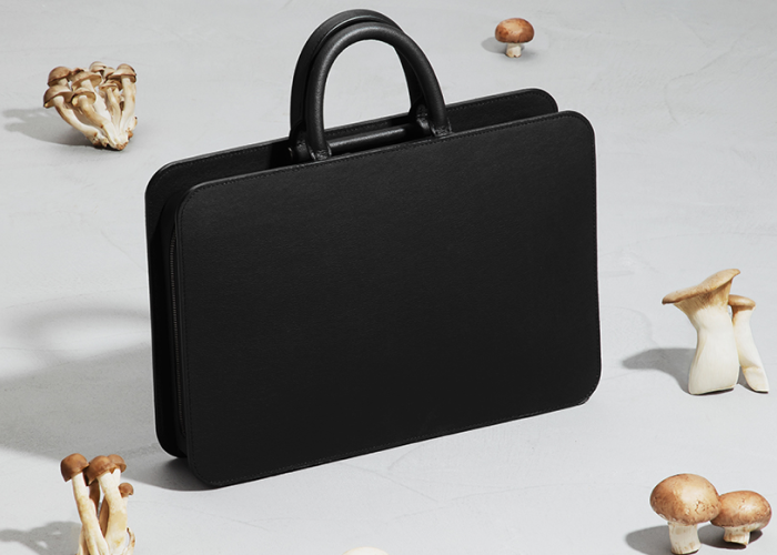 Mylo black leather briefcase by Tsuchiya Kaban