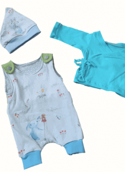 Baby Strampler, Mütze und Jacke in blau von Relisa